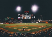 开云官方app入口-世界排名争夺战之夜，凯恩比赛走势一手掌控