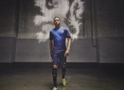 开云体育app-逆转之夜，戈麦斯引领AC米兰绝地反击里昂