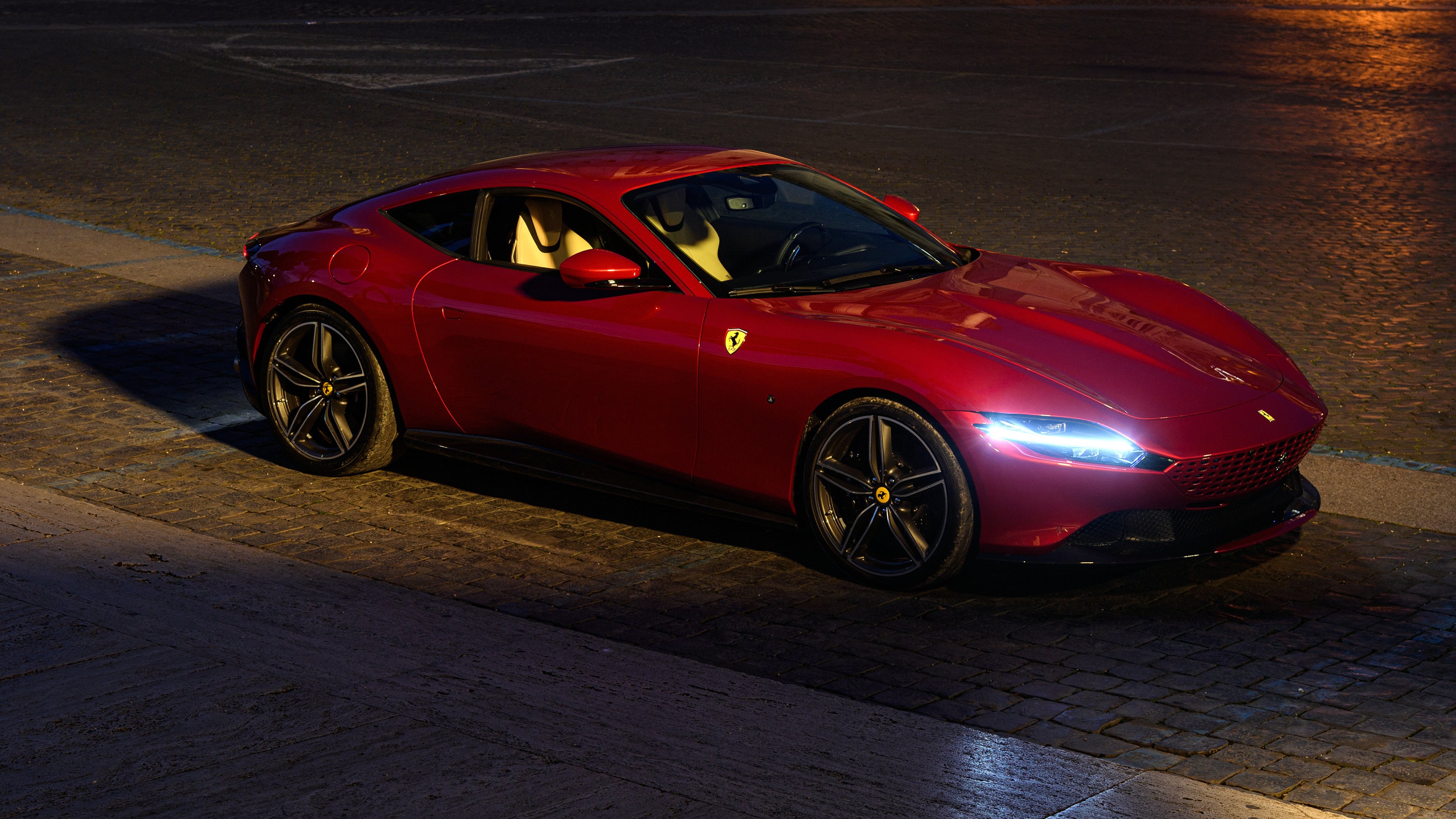 克瓦拉茨赫利亚让比赛提前失去悬念，阿森纳连续得分压制巴西