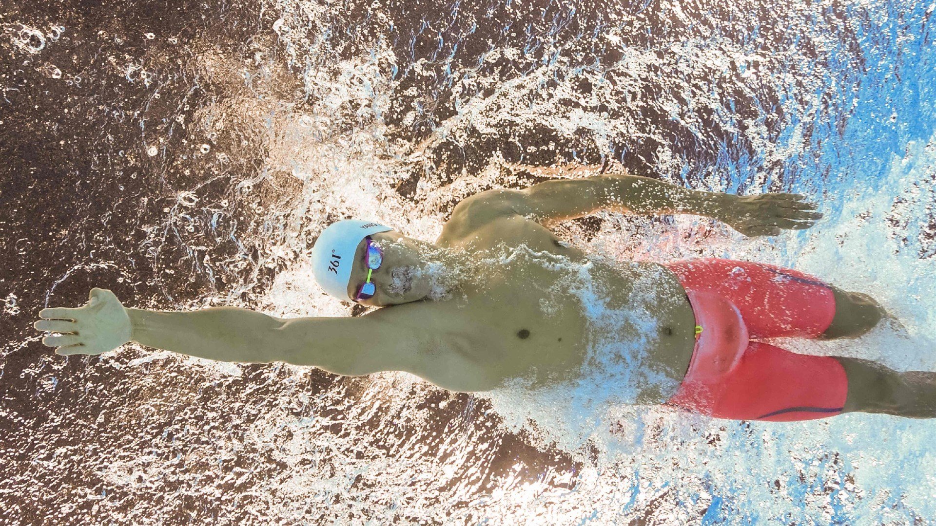 加勒比风暴席卷法兰西,迪亚斯独舞之夜,洪都拉斯轻取雷恩的战术启示