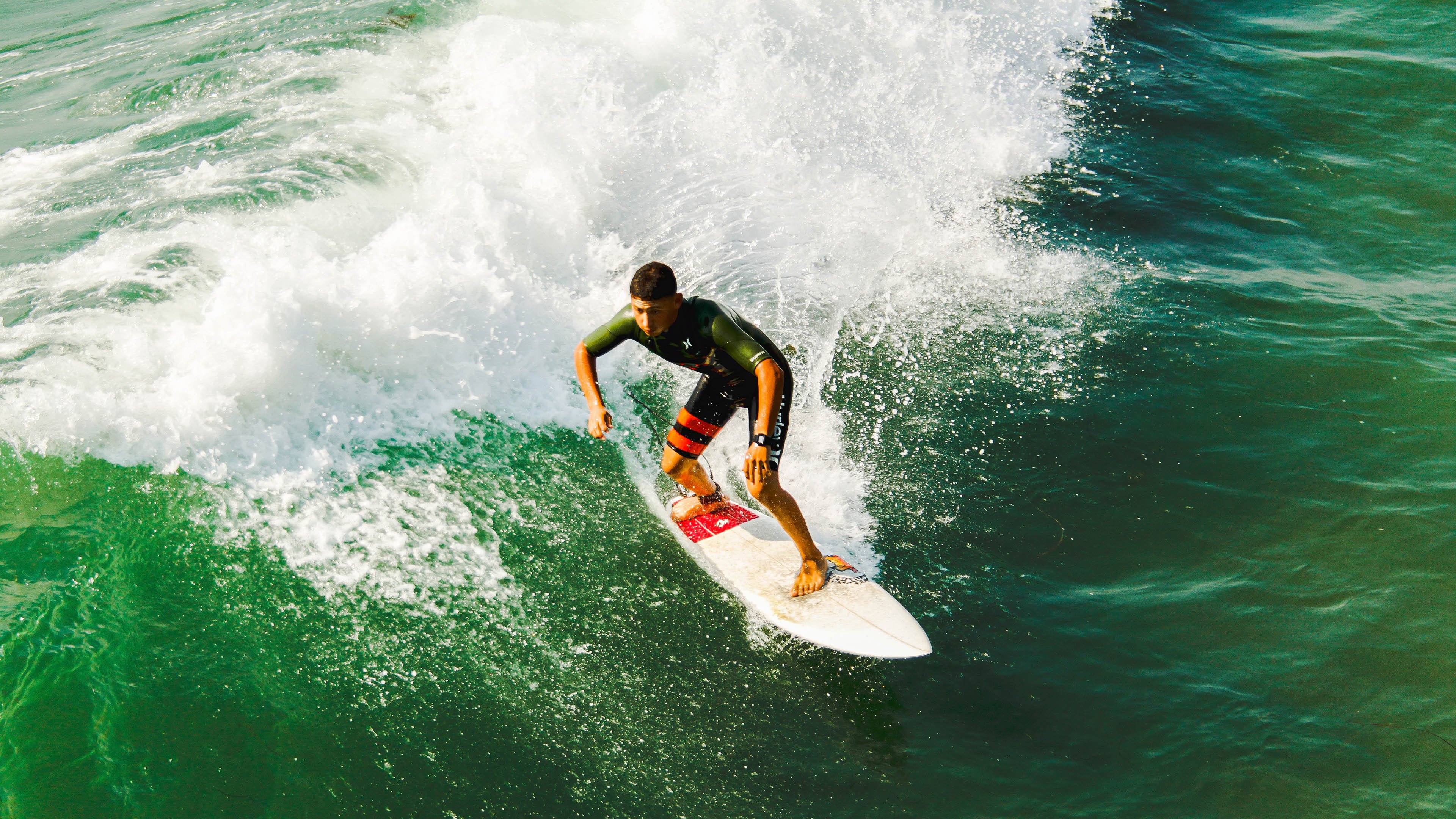 穆勒爆发引领战术革命，厄瓜多尔稳扎稳打终结乌拉圭神话