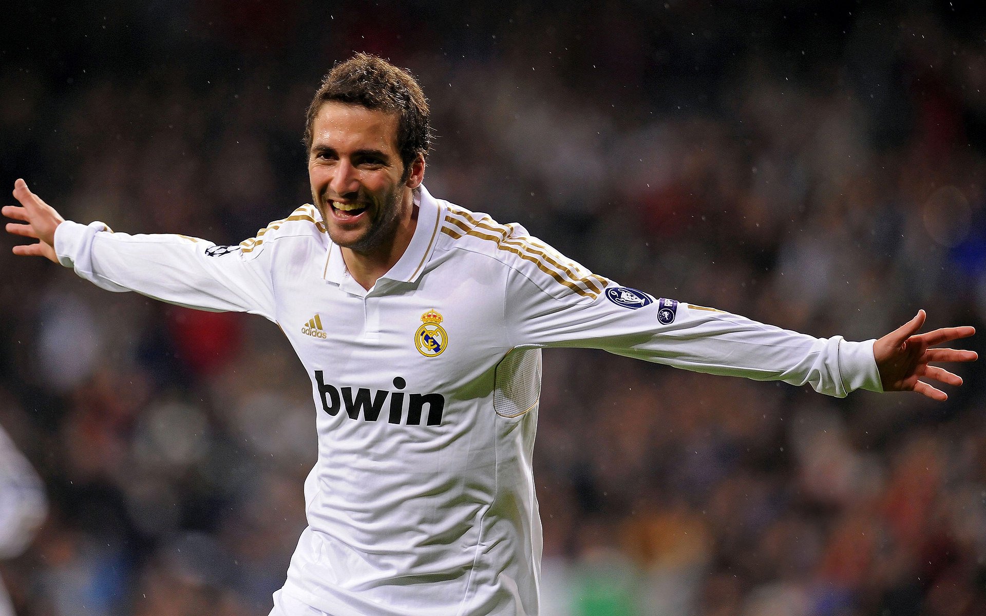 米切尔个人能力完全展现，辽宁队打穿鹈鹕